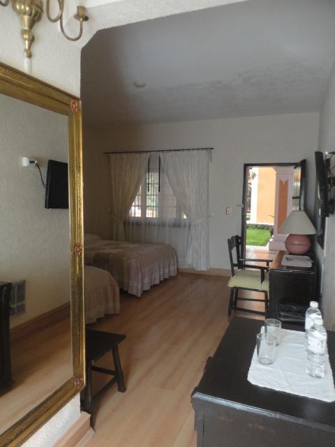 Hotel Royal Spa Zimapan Bagian luar foto