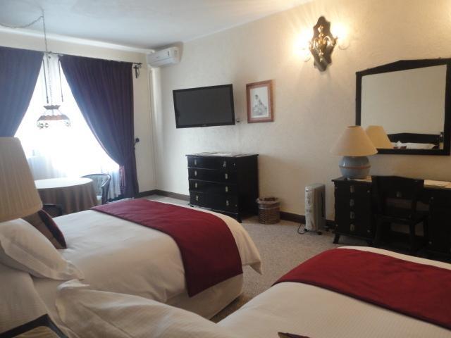 Hotel Royal Spa Zimapan Bagian luar foto